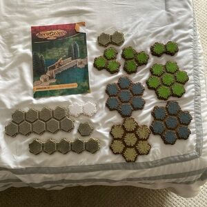 Heroscape 1hex Grass 1 hex dirt 2 hex water and more
